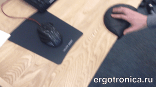 Подушка под запястье HandsOn: Динамика перемещения  (Gravitonus)